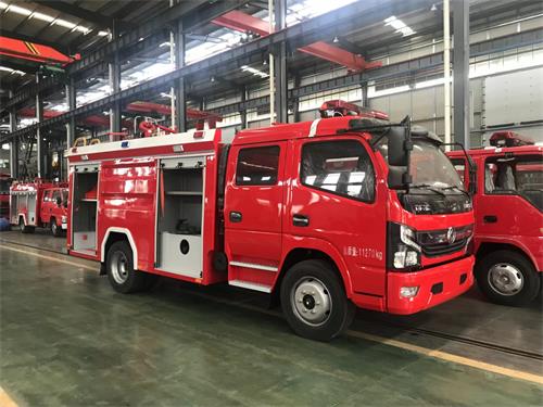 東風(fēng)5噸泡沫消防車(國(guó)六)